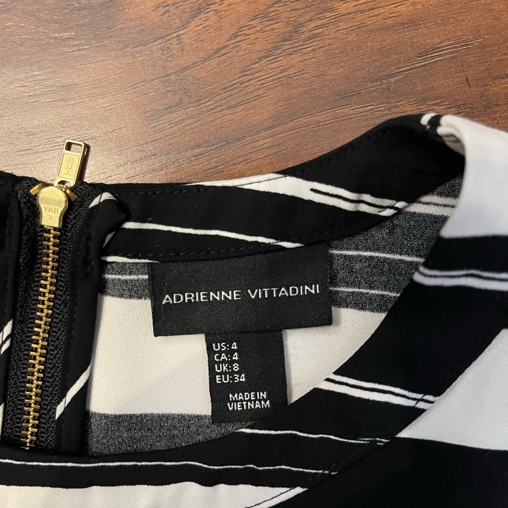 Adrienne Vittadini Striped Mini Dress Size 4 - Picture 2 of 4